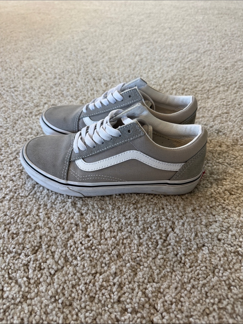 Vans Grey and White Old Skool Low Top Sneakers women’s size 6